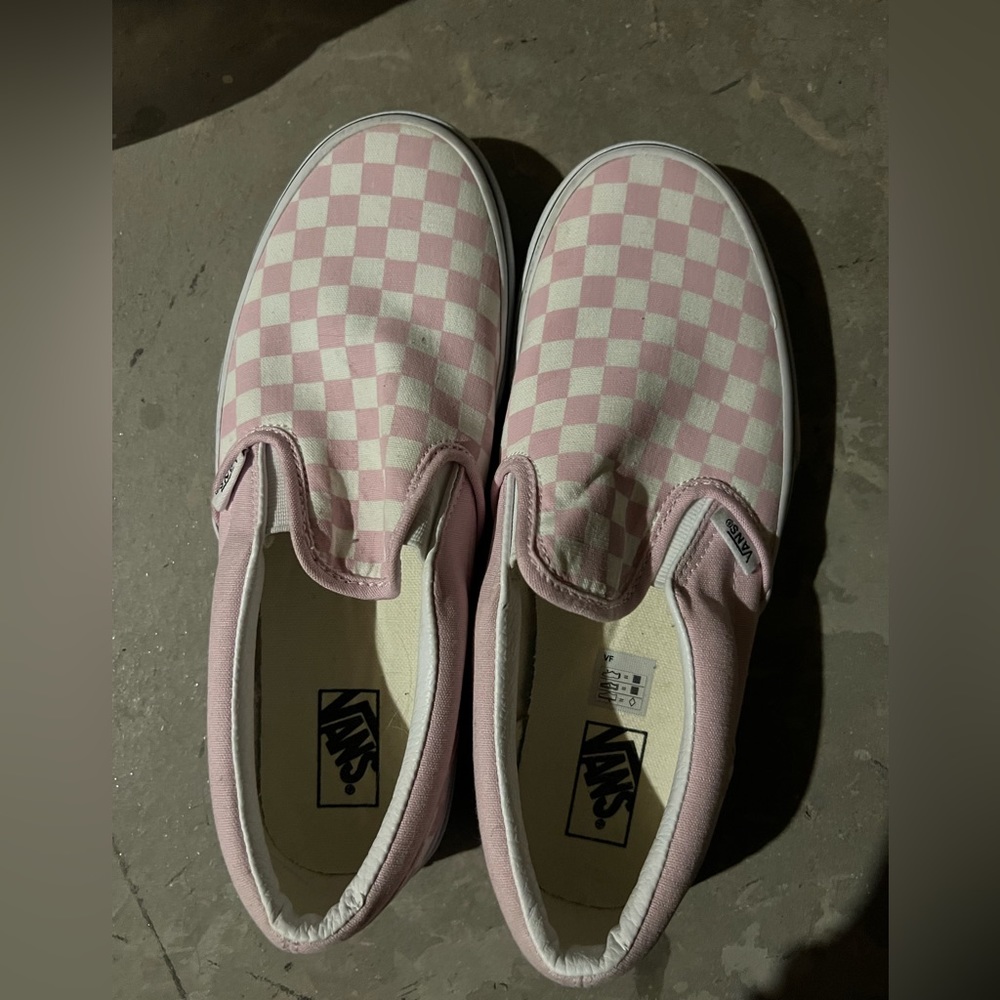 pink checkerboard vans